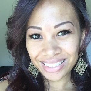 Meet your Posher, Angie